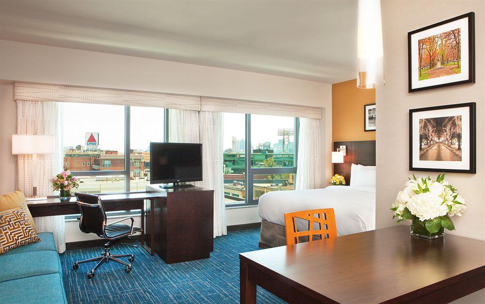 Residence Inn By Marriott Boston Back Bay/Fenway מראה חיצוני תמונה