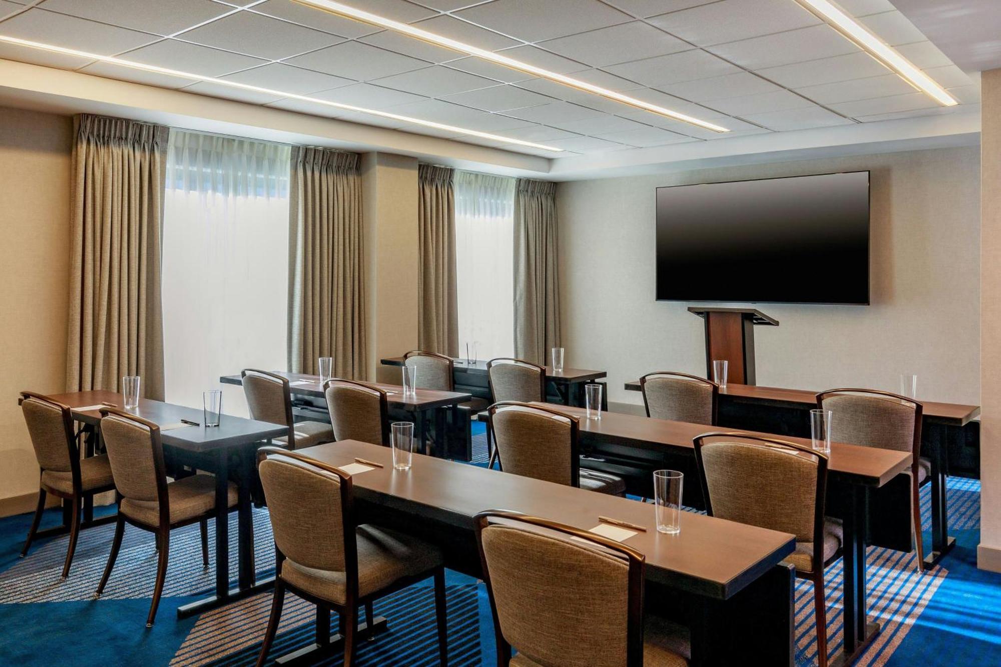 Residence Inn By Marriott Boston Back Bay/Fenway מראה חיצוני תמונה